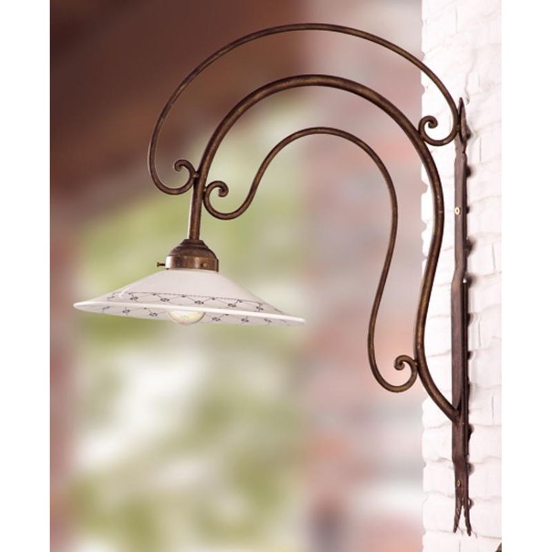 2026.3 LAMPADA DA PARETE IN FERRO BATTUTO CON DIFFUSORE IN TERRACOTTA BIANCA DECORATA MADE IN ITALY CRISTALENSI CERAMICA - Crist