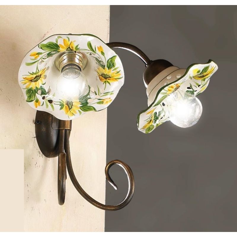 2213.A2 APPLIQUE 2 LUCI IN METALLO RUGGINE CON DIFFUSORI IN TERRACOTTA DECORATA CON GIRASOLI MADE IN ITALY CRISTALENSI CERAMICA