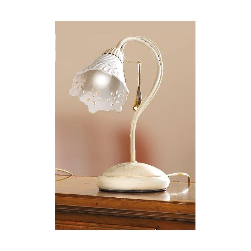 2207.L LAMPADA DA TAVOLO AVORIO CON PARALUME IN CERAMICA BIANCA TRAFORATA E GOCCE IN VETRO DI MURANO MADE IN ITALY CRISTALENSI C