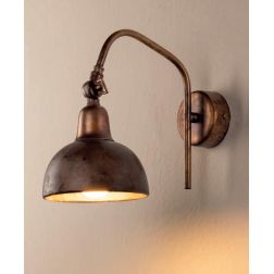 LAMPADA DA PARETE IN OTTONE ANTICATO CON SNODO IN STILE RUSTICO MADE IN ITALY DELLA IMAS IMAS - Cristalensi Shop Online