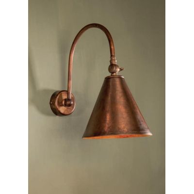 LAMPADA DA PARETE IN OTTONE ANTICATO CON SNODO IN STILE RUSTICO MADE IN ITALY DELLA IMAS IMAS - Cristalensi Shop Online