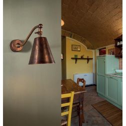 LAMPADA DA PARETE IN OTTONE ANTICATO CON SNODO IN STILE RUSTICO MADE IN ITALY DELLA IMAS IMAS - Cristalensi Shop Online 2