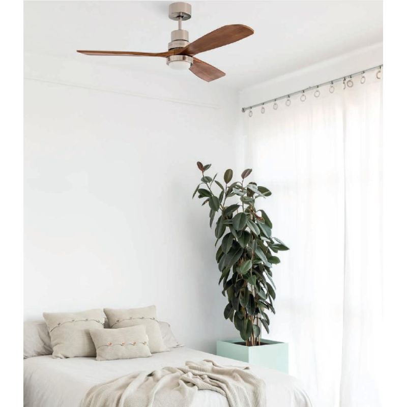 LANTAU L VENTILATORE A SOFFITTO LED 15W LUCE 3000K D132 CM NICKEL CON PALE NOCE O PINO FARO VENTILATORI - Cristalensi Shop Onlin