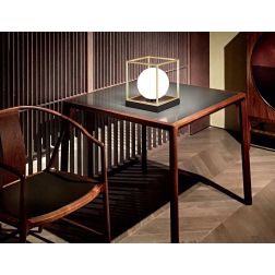 LAMPADA DA TAVOLO QUADRATA IN METALLO NERO O OTTONE CON SFERA IN VETRO BIANCO DESIGN MODERNO CRISTALENSI - Cristalensi Shop Onli