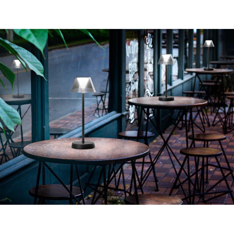 LAMPADA DA TAVOLO MODERNA IP44 LED 7W LUCE 3000K RICARICABILE PER INTERNI ED ESTERNI CRISTALENSI - Cristalensi Shop Online