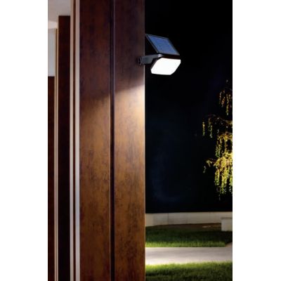 LAMPO APPLIQUE LED A BATTERIA IP44 CON PANNELLO SOLARE E SENSORE DI MOVIMENTO COLORE NERO Sovil - Cristalensi Shop Online