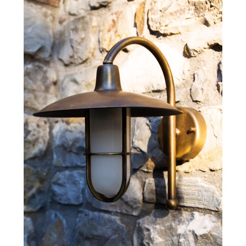 GRECALE APPLIQUE DA ESTERNO IN OTTONE IN 2 MISURE IP54 MADE IN ITALY 3 COLORI LAMPADINA E27 CRISTALENSI TUSCANY - Cristalensi Sh