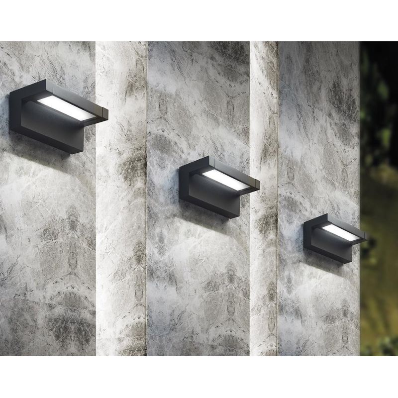 CORNER APPLIQUE ORIENTABILE DA ESTERNI IP65 IN ALLUMINIO BIANCO O NERO LED 18W LUCE 3000K MODERNA