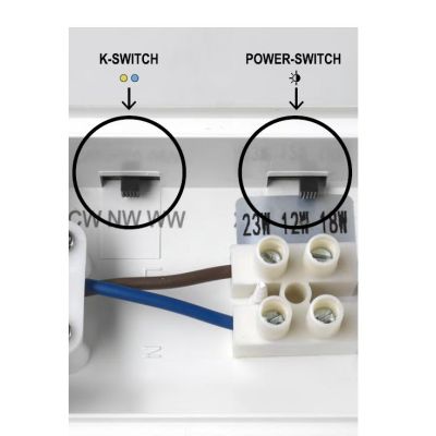 YNDI PLAFONIERA APPLIQUE DA ESTERNO IP65 COLORE BIANCO CM 28X28 LED INTEGRATO K-SWITCH MODERNA