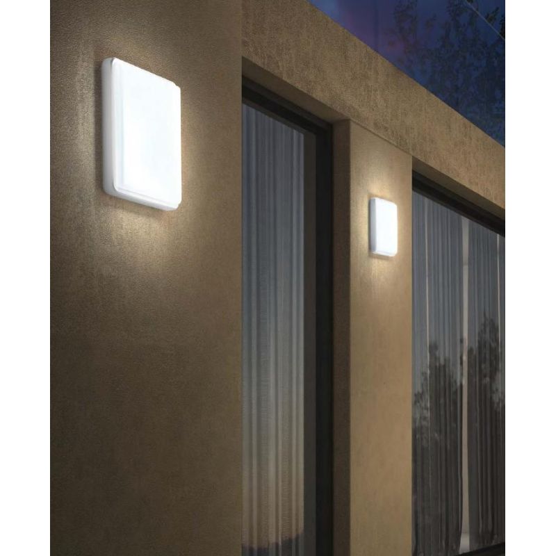 YNDI PLAFONIERA APPLIQUE DA ESTERNO IP65 COLORE BIANCO CM 28X28 LED INTEGRATO K-SWITCH MODERNA