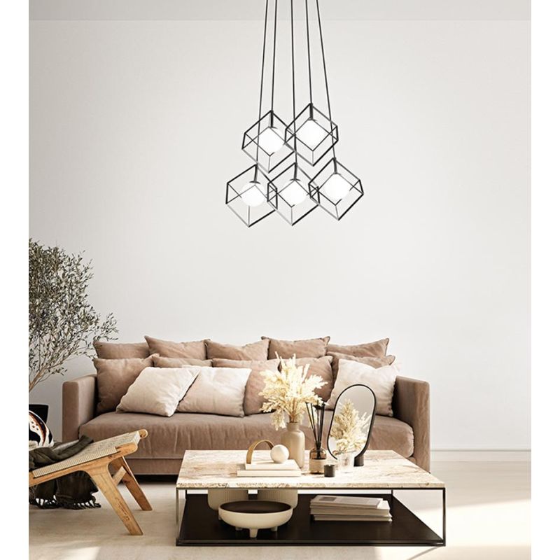 CUBE SOSPENSIONE MODERNA CON 5 CUBI IN METALLO NERO O ORO DIFFUSORI IN VETRO LAMPADINE ATTACCO G9