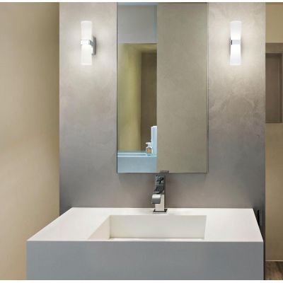 IGLESIAS APPLIQUE MODERNA IP44 LED 8W LUCE 3000K METALLO CROMO E DIFFUSORE BIANCO ALTEZZA CM 22