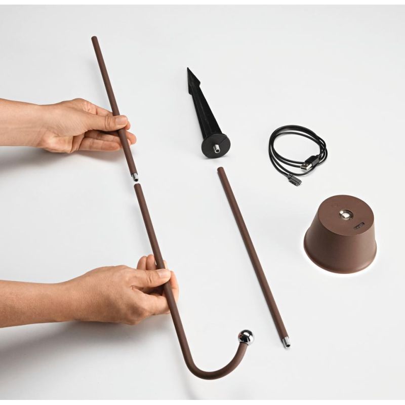 3742-72 ARMANDA PALETTO DA ESTERNO CON PICCHETTO ORIENTABILE IP54 CON BATTERIA RICARICABILE NERO,BIANCO O CORTEN Fabas Luce - Cr