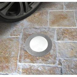 CECI 160 INCASSO CARRABILE IN RESINA GRIGIA O NERA IP67 CON LAMPADINA LED SOSTITUIBILE