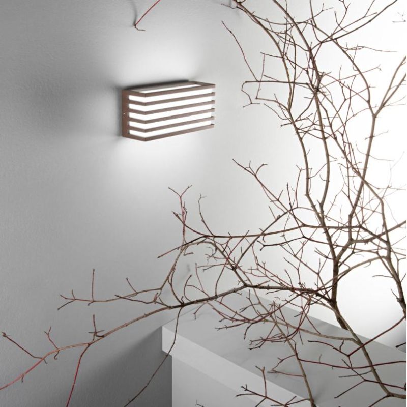 DUKROT APPLIQUE DA ESTERNO CON GRIGLIA IP54 LED 12W LUCE 3000K-4000K 3 COLORI MODERNA