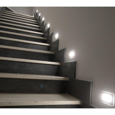SEGNAPASSO DA INCASSO IN ALLUMINIO DIFFUSORE IN VETRO IP65 LED 5W LUCE 3000K-4000K-5500K PER SCATOLA 506L