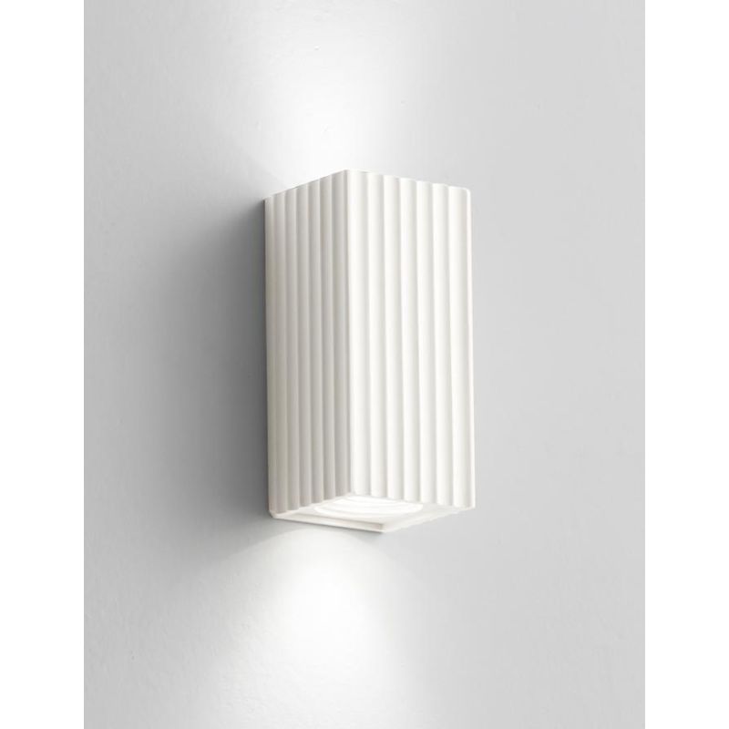 855 APPLIQUE PARALLELEPIPEDO BIEMISSIONE IN GESSO RIGATO BIANCO VERNICIABILE MODERNA LAMPADINE 2xGU10