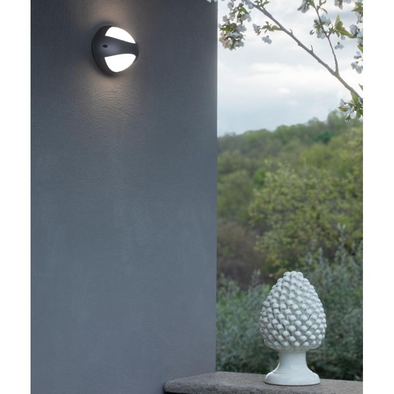 PATRIOT APPLIQUE DA ESTERNO IP65 IN ALLUMINIO NERO LAMPADINA ATTACCO E27 DESIGN MODERNO DI SOVIL