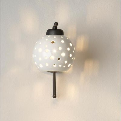 2252 LAMPADA DA PARETE CON SFERA IN TERRACOTTA BIANCA TRAFORATA D15 CM MODERNA MADE IN ITALY