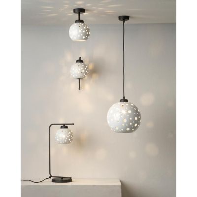 2252 LAMPADA DA TAVOLO CON SFERA IN TERRACOTTA BIANCA TRAFORATA D15 CM MODERNA MADE IN ITALY