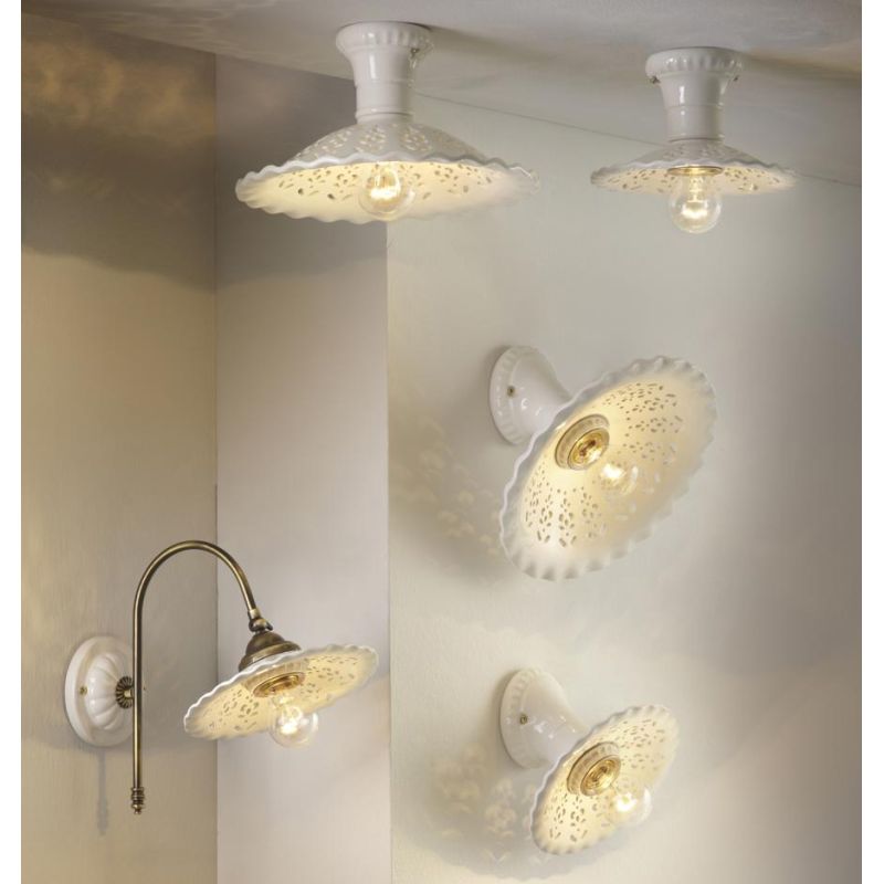 2258 APPLIQUE IN METALLO BRUNITO CON PIATTO IN TERRACOTTA BIANCA TRAFORATA  STILE RUSTICO MADE IN ITALY