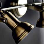 Faretti, incassi e binari